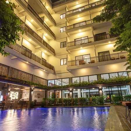 Daco Hotel シェムリアップ エクステリア 写真